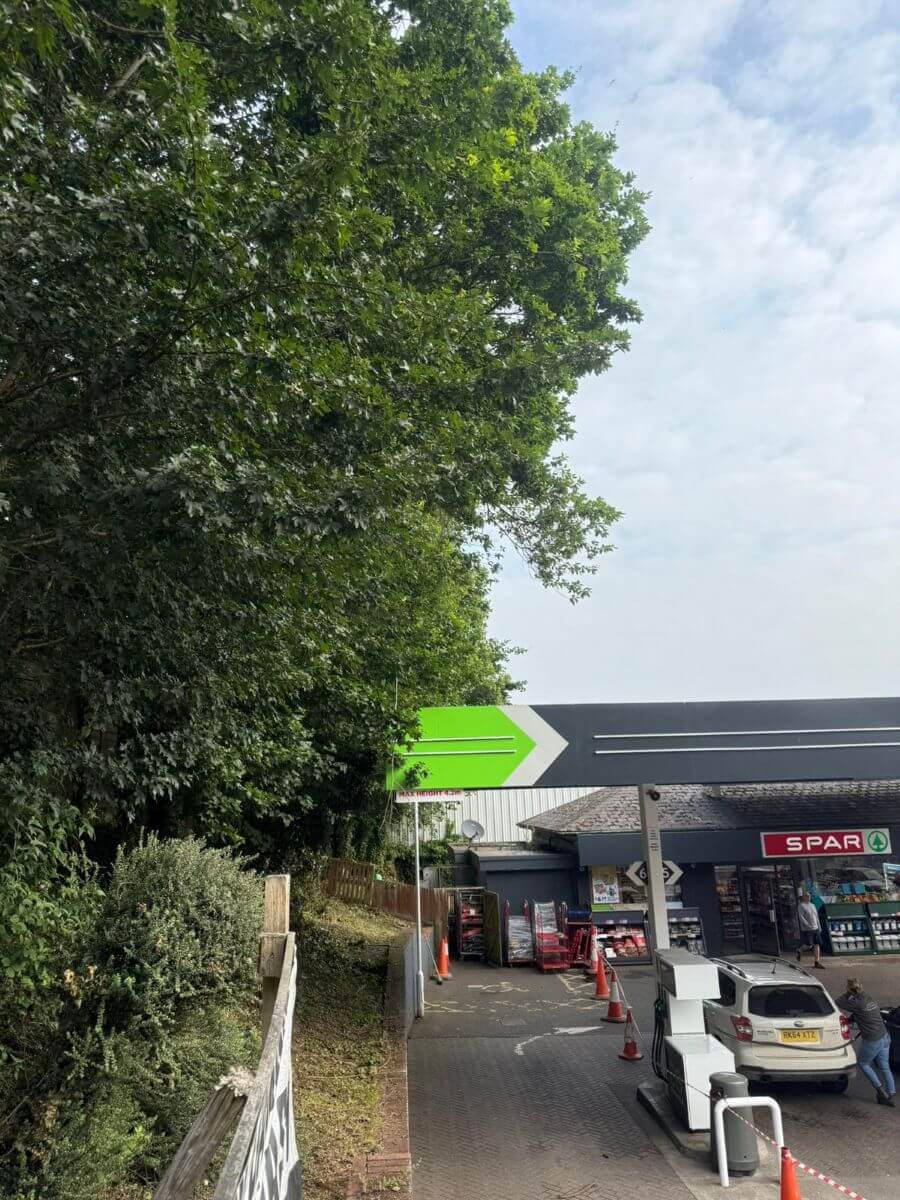petrol station before cut-back svg+xml;charset=utf
